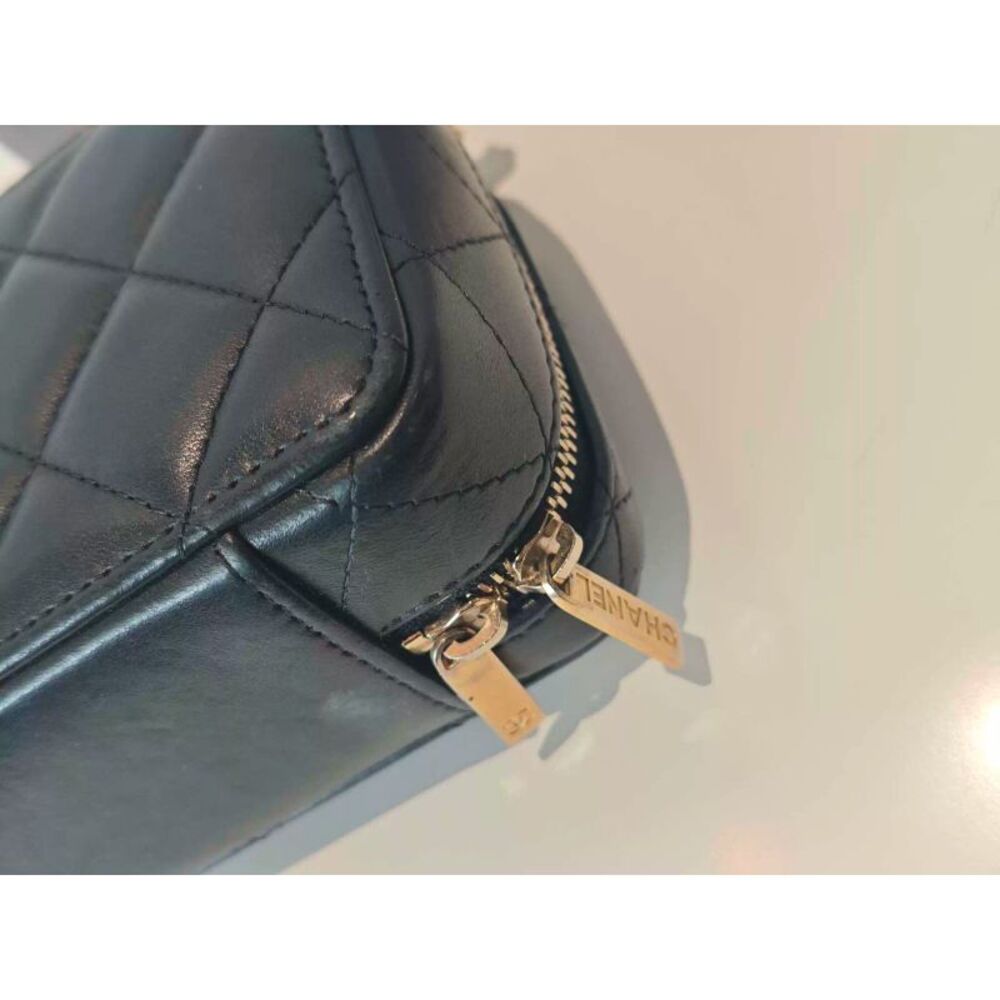 Chanel Women Pre-Loved Bag Very Good Condition - Picture 7 of 7